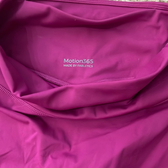 fabletics small pink leggings - Picture 2 of 4